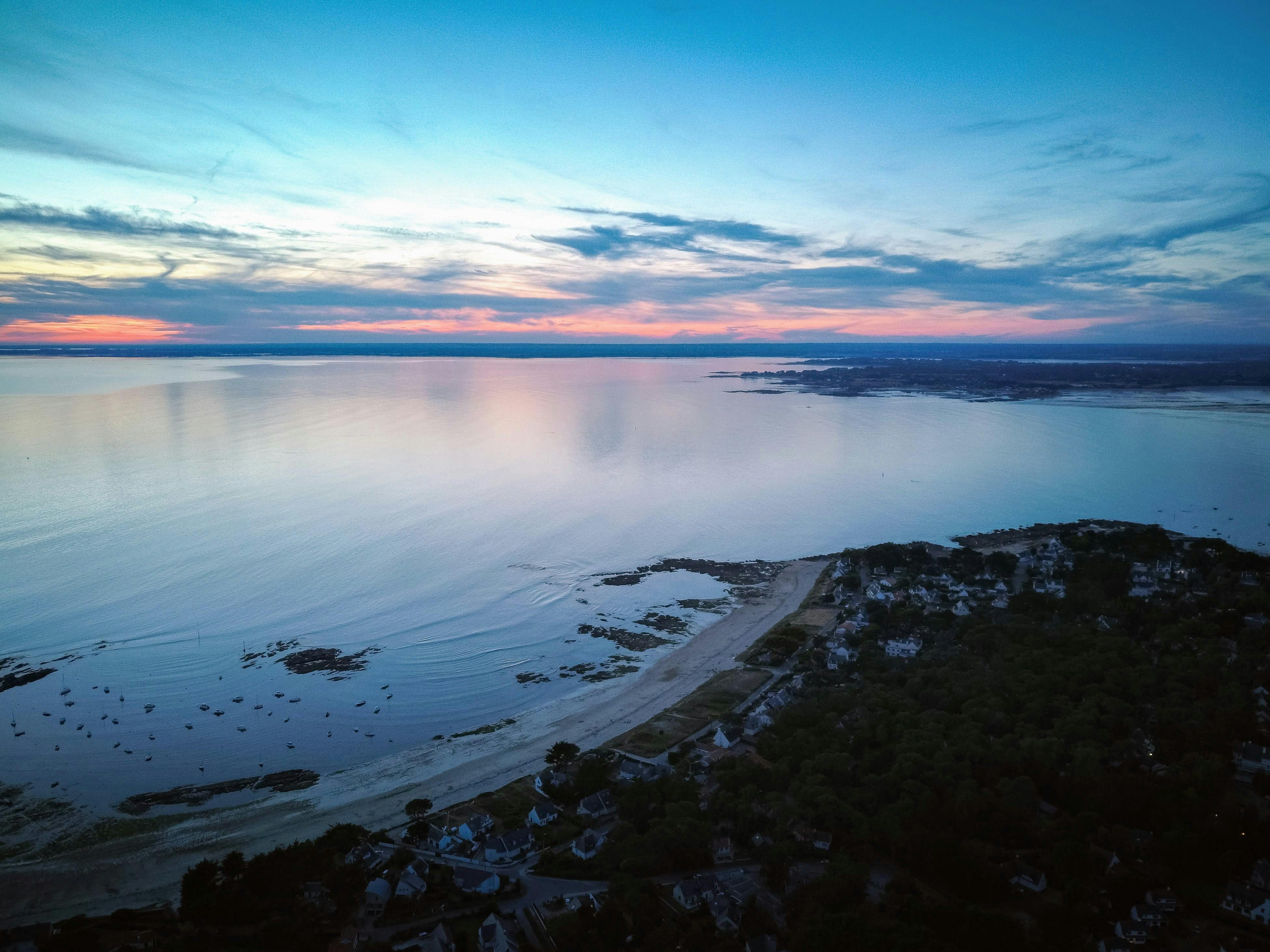 crépuscule sur le golfe du Morbihan